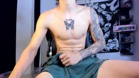 snakebutterfly online show from March 4, 2026, 3:18 pm