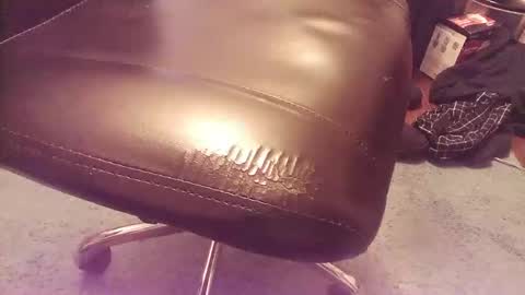 Sissy Boy online show from April 12, 2026, 5:51 pm