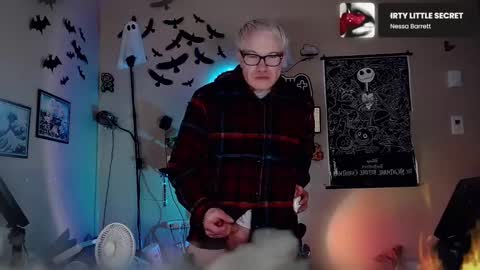 Snapshot of snarfle chatting on December 5, 2024, 12:19 am Viiscount Snarfle Von Snarfenberg online show from December 5, 2024, 12:19 am