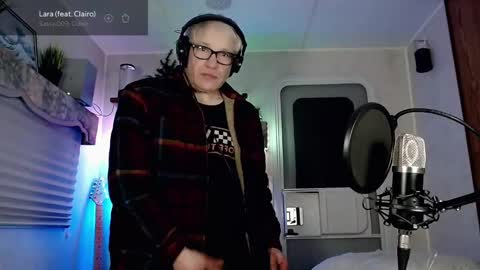 Snapshot of snarfle chatting on March 1, 2025, 12:23 pm Viiscount Snarfle Von Snarfenberg online show from March 1, 2025, 12:23 pm