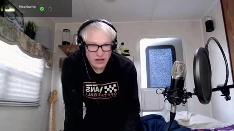 Snapshot of snarfle chatting on March 3, 2025, 11:14 pm Viiscount Snarfle Von Snarfenberg online show from March 3, 2025, 11:14 pm