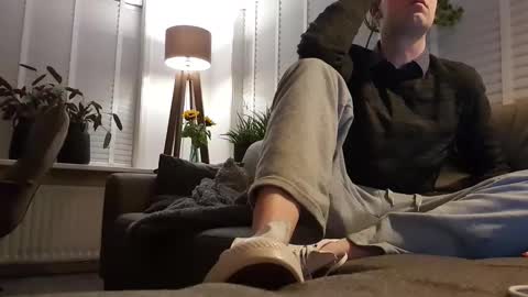 sneakerboy444 online show from February 21, 2025, 8:16 pm