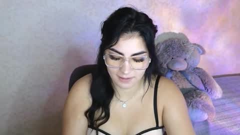 Snapshot of snickertail chatting on October 7, 2025, 2:36 pm Olivia online show from October 7, 2025, 2:36 pm