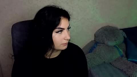 Snapshot of snickertail chatting on October 16, 2025, 3:02 pm Olivia online show from October 16, 2025, 3:02 pm