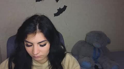 Snapshot of snickertail chatting on October 25, 2025, 3:51 pm Olivia online show from October 25, 2025, 3:51 pm