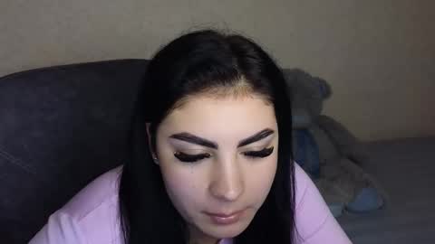 Snapshot of snickertail chatting on November 24, 2025, 3:45 pm Olivia online show from November 24, 2025, 3:45 pm