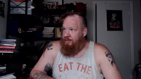 Snapshot of snidelywhipsass chatting on September 29, 2025, 5:12 am Snidely Whipsass online show from September 29, 2025, 5:12 am