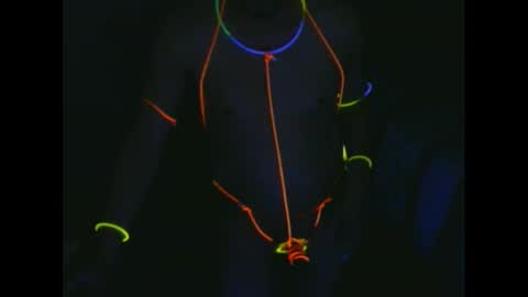 Snapshot of snizniz chatting on December 16, 2024, 11:44 am snizniz online show from December 16, 2024, 11:44 am