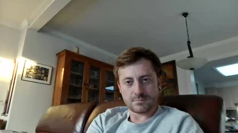 snoecks online show from July 23, 2026, 7:01 pm