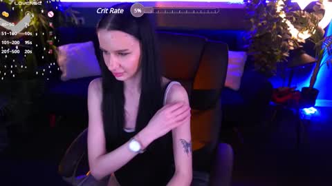 snow_whiteeex online show from March 5, 2025, 5:08 pm