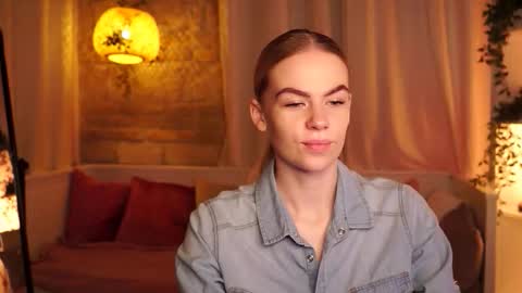 Snapshot of snowbarbieee chatting on September 30, 2025, 8:41 am Hanna online show from September 30, 2025, 8:41 am