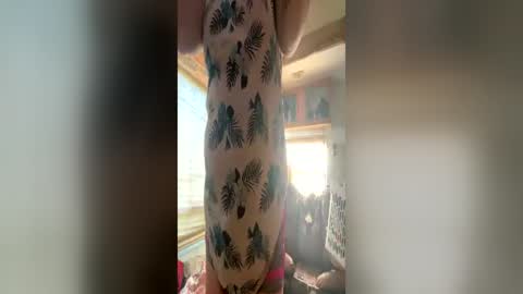 Snowbunny online show from June 25, 2026, 12:42 pm