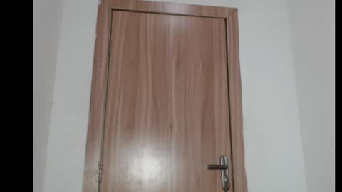 snowdrop5 online show from September 12, 2025, 8:42 pm