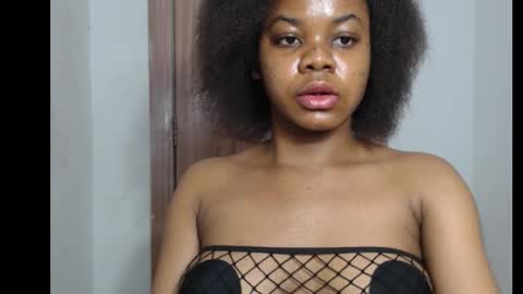 snowdrop5 online show from September 25, 2025, 10:46 pm