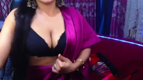 SnowFoorYou online show from February 12, 2025, 1:52 am