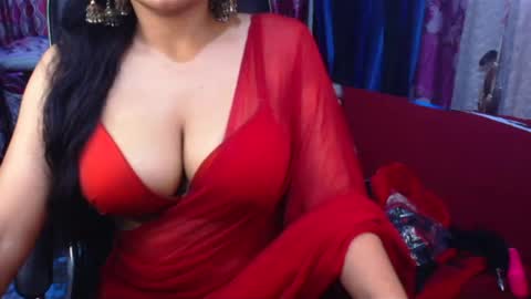 SnowFoorYou online show from February 25, 2025, 1:20 am