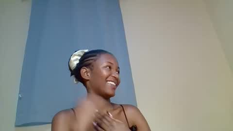 Snowie eyes online show from November 21, 2025, 1:10 pm