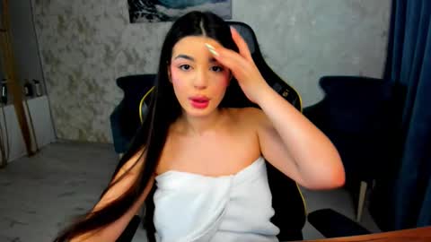 snowingwinter online show from February 25, 2026, 5:06 am