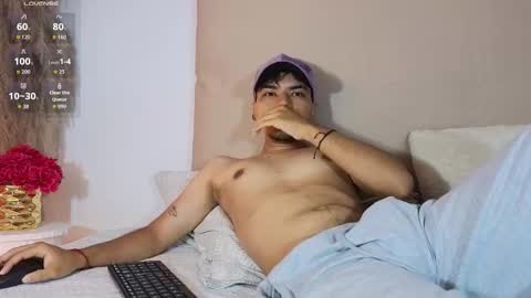 Snow online show from November 4, 2025, 1:10 pm