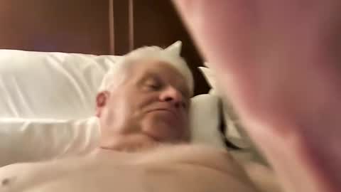 Snapshot of snowman9662 chatting on November 4, 2025, 5:28 am snowman9662 online show from November 4, 2025, 5:28 am