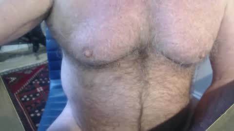 Snapshot of snudge432 chatting on January 18, 2025, 2:44 pm snudge432 online show from January 18, 2025, 2:44 pm