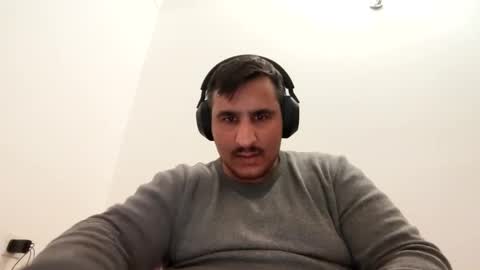 Snapshot of so_love_it chatting on December 24, 2024, 10:17 pm so_love_it online show from December 24, 2024, 10:17 pm