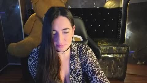 soffi_betacur_b online show from November 2, 2025, 3:09 am