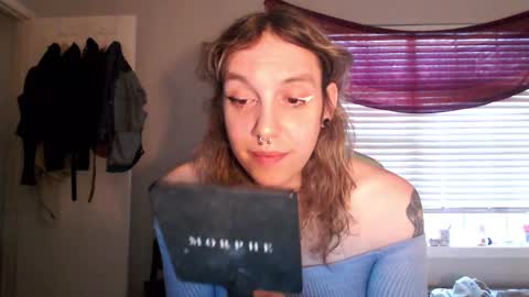 Snapshot of soffpurr chatting on December 1, 2025, 9:09 pm Lilytea online show from December 1, 2025, 9:09 pm