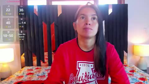 soffy and mia online show from December 1, 2025, 12:32 pm