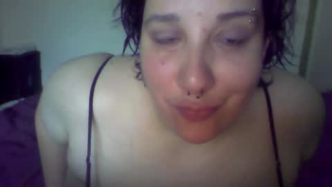 sofi_420 online show from December 14, 2024, 3:15 pm
