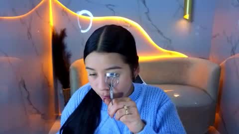 Online 800 to 1400 online show from January 6, 2026, 1:15 pm