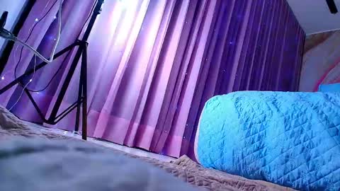 Sofia online show from April 22, 2026, 3:09 am