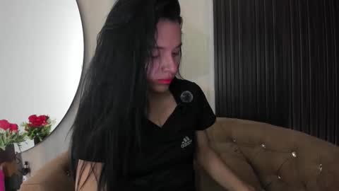 Snapshot of sofi_lassa_ chatting on March 19, 2026, 1:09 am SOFIA online show from March 19, 2026, 1:09 am