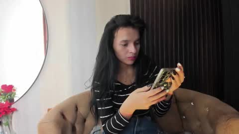 Snapshot of sofi_lassa_ chatting on March 23, 2026, 12:36 am SOFIA online show from March 23, 2026, 12:36 am