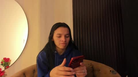 Snapshot of sofi_lassa_ chatting on April 3, 2026, 12:30 am SOFIA online show from April 3, 2026, 12:30 am