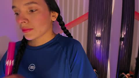 Snapshot of sofi_lassa_ chatting on May 6, 2026, 1:14 am SOFIA online show from May 6, 2026, 1:14 am