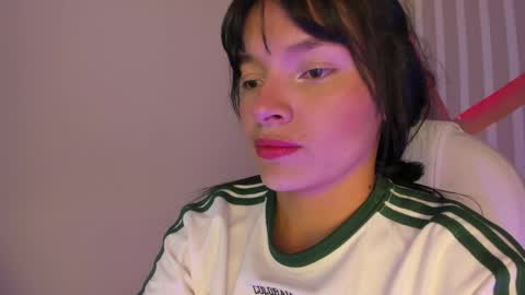 Snapshot of sofi_lassa_ chatting on May 25, 2026, 2:06 am SOFIA online show from May 25, 2026, 2:06 am