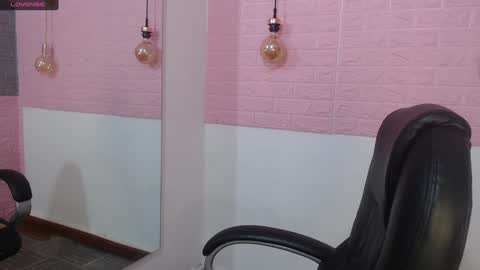 Susy online show from January 30, 2025, 3:29 pm