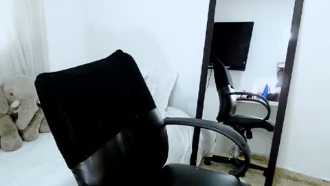 sofia Ill be back on Tuesday June 4.  online show from December 6, 2024, 9:24 pm