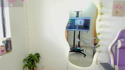 sofia online show from September 21, 2025, 5:58 pm