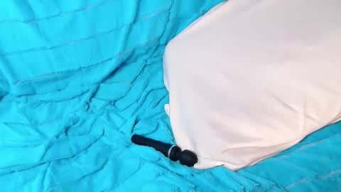 Sofia here online show from March 10, 2025, 3:34 am