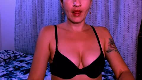 Sofia  online show from February 4, 2025, 2:28 am