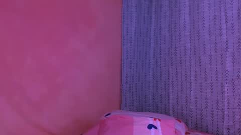 Sofia  online show from February 8, 2025, 6:44 pm