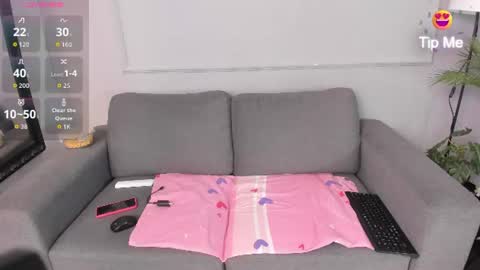 Sofia  online show from July 4, 2026, 7:31 pm