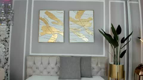 sofia_palma online show from September 17, 2025, 11:56 am