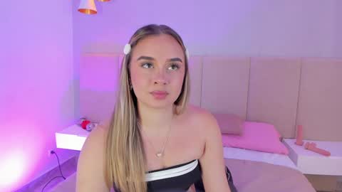 SOFIA PAMELA online show from December 27, 2024, 7:24 pm