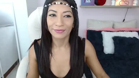 Snapshot of sofia_perez___ chatting on March 9, 2025, 10:08 pm Sofi online show from March 9, 2025, 10:08 pm