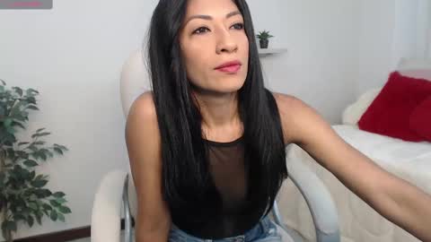 Snapshot of sofia_perez___ chatting on September 19, 2025, 3:45 pm Sofi online show from September 19, 2025, 3:45 pm