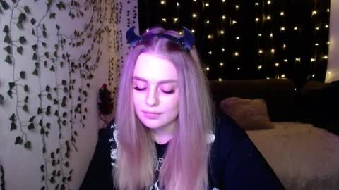 sofia_rosemary online show from February 23, 2025, 2:46 pm