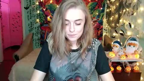 sofia_rosemary online show from November 1, 2025, 6:43 pm